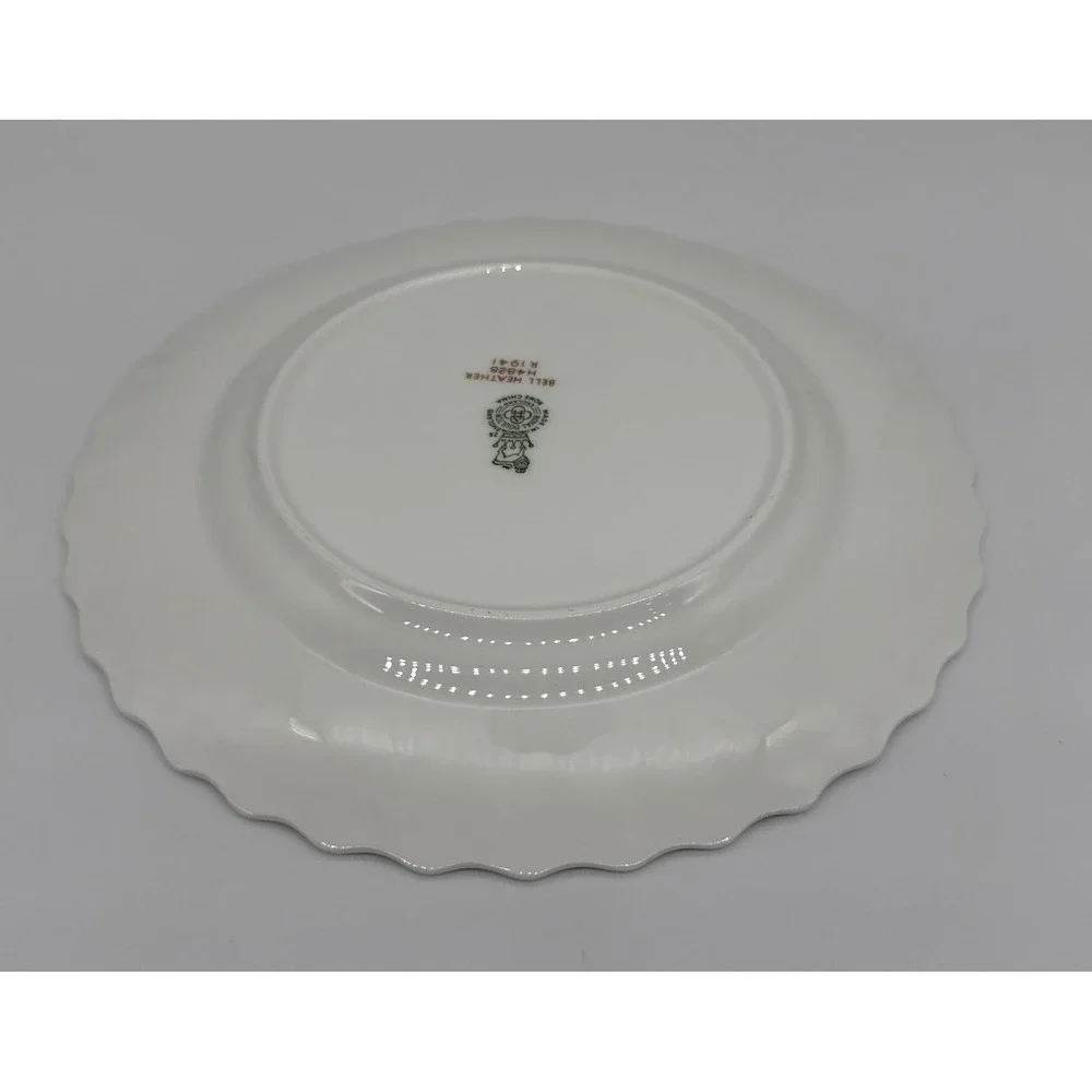 Royal Doulton Bell Heather H4828 Salad Plate White Pink Floral Scalloped 8in